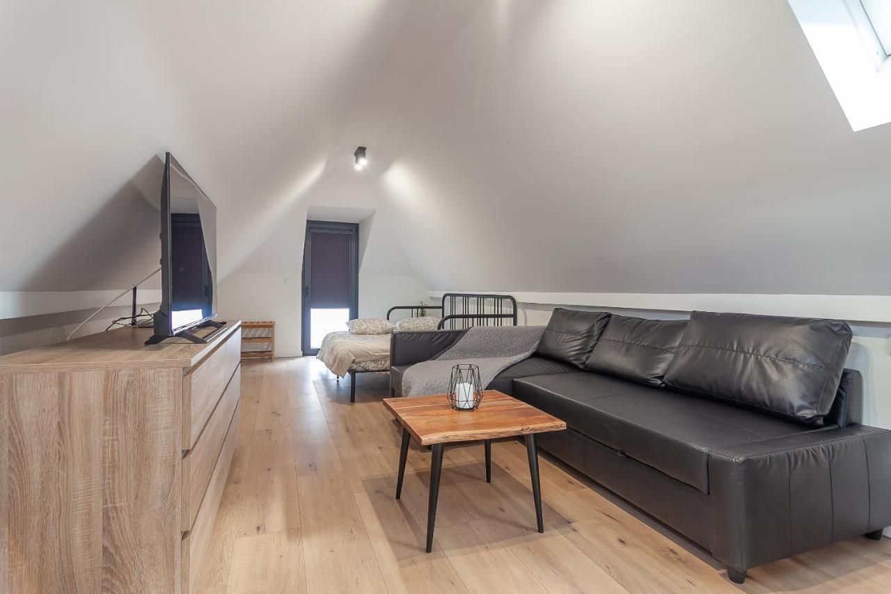 Gravito 53 By Sweet Apartment